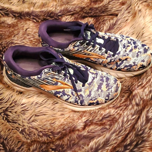 leopard print brooks adrenaline